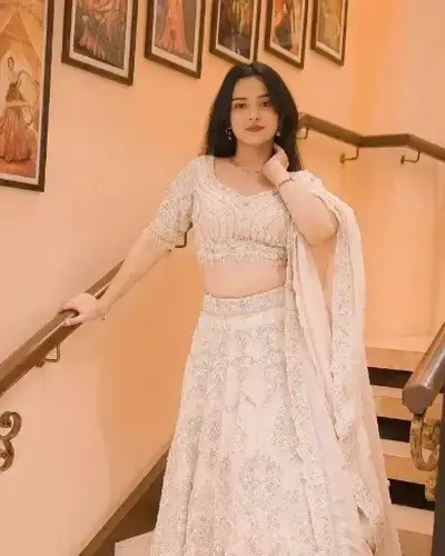Escort Udaynarayanpur